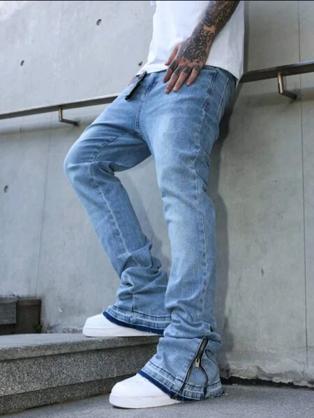 Men's Light Wash Straight Fit Zip-Hem Denim Jeans