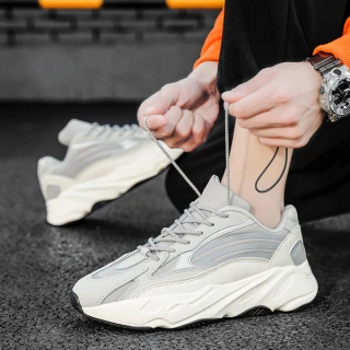 AeroFlex Dynamic Chunky Sneakers